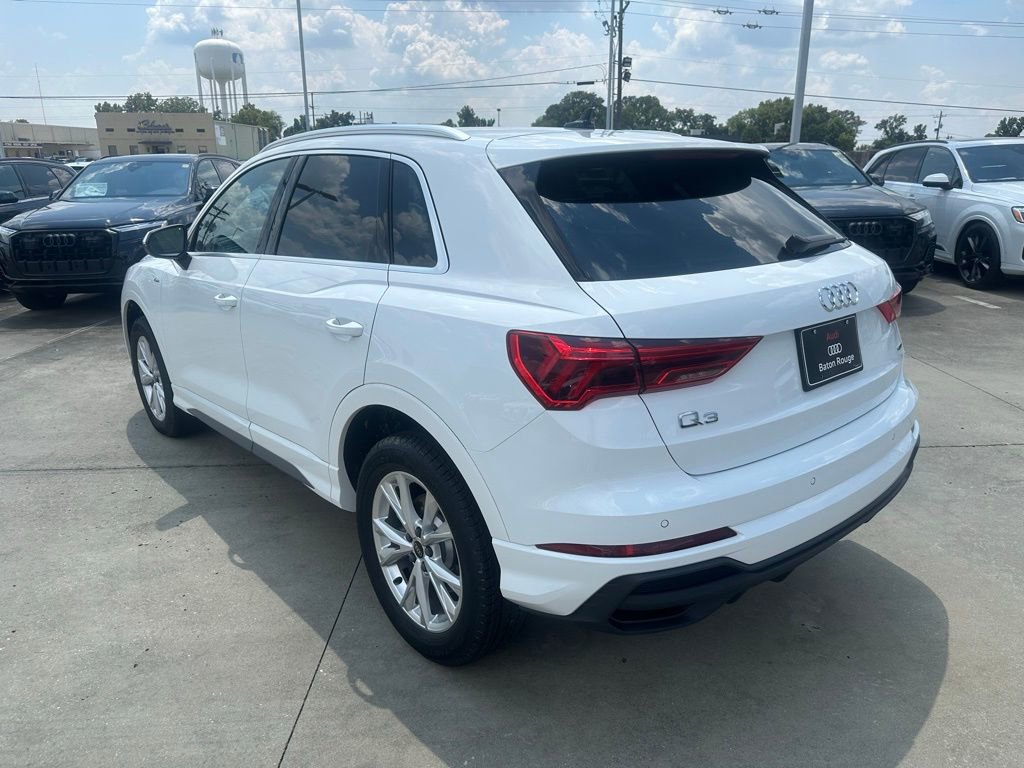 New 2025 Audi Q3 2.0T Premium image 9