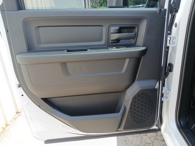 New 2026 RAM 3500 Tradesman AWD/4WD image 15