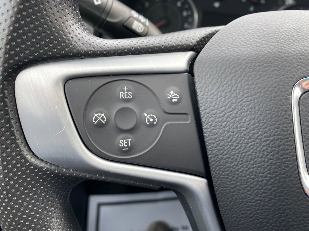 Used 2022 GMC Terrain SLE w/ Driver Convenience Package image 26