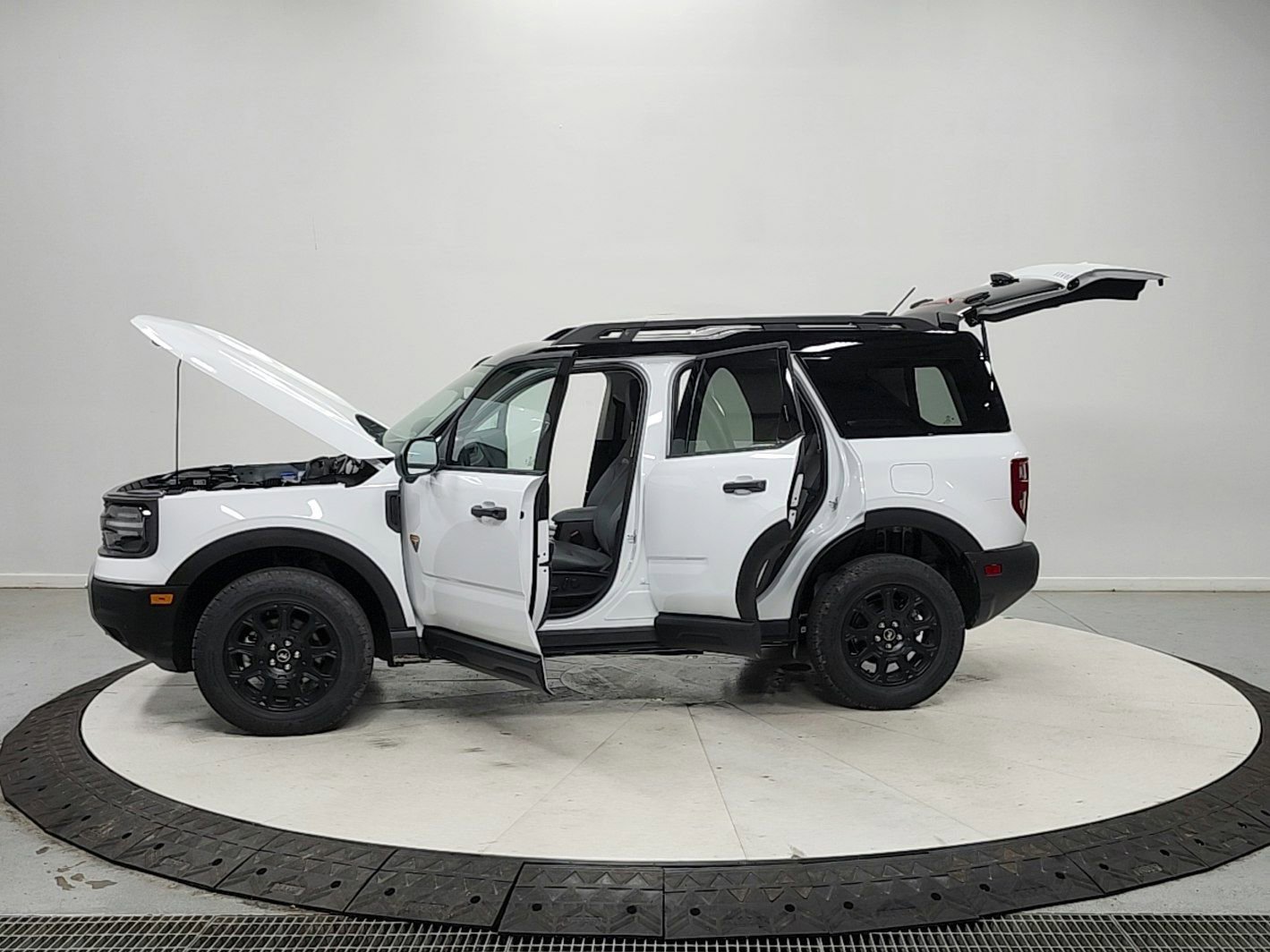 New 2026 Ford Bronco Sport Badlands w/ Badlands Tech Package AWD/4WD image 12