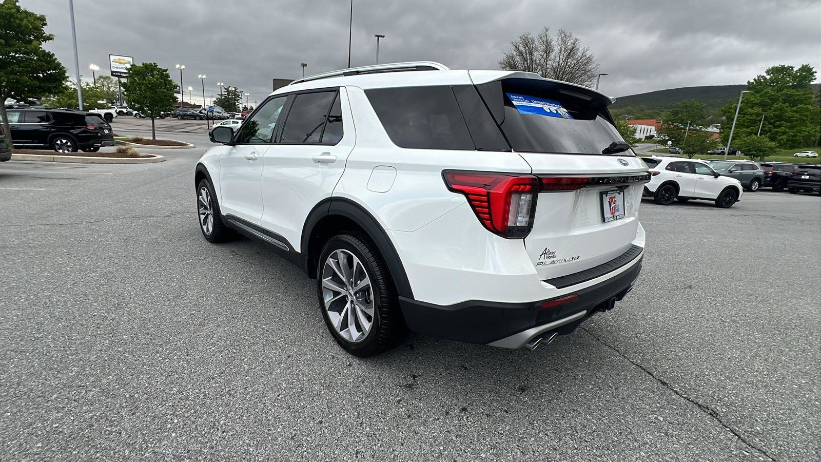 Used 2025 Ford Explorer Platinum w/ Ultimate Package AWD/4WD image 6