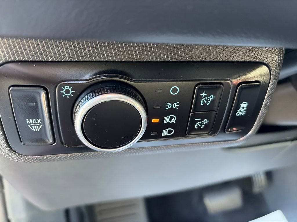 Used 2025 Ford Mustang Mach-E Premium image 24