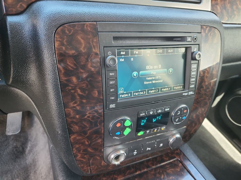 Used 2011 GMC Yukon XL Denali image 27