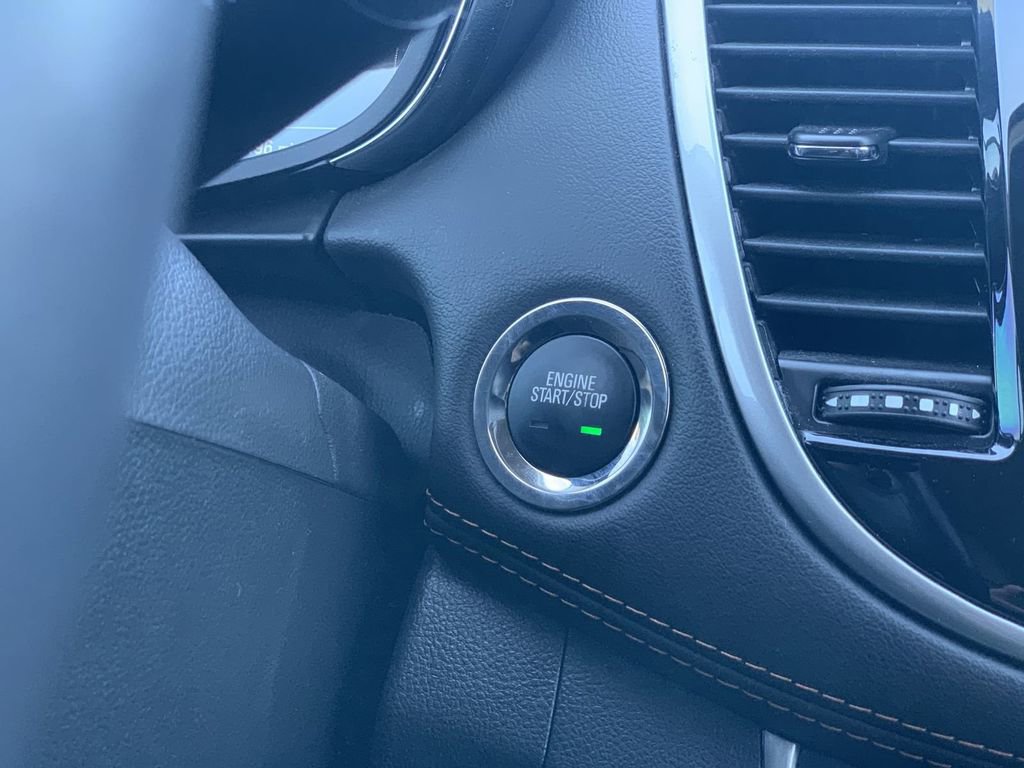 Certified 2022 Chevrolet Trax LT w/ LT Convenience Package image 14