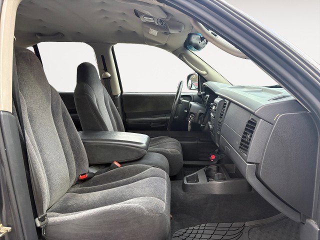 Used 2004 Dodge Dakota SLT w/ Deluxe Convenience Group image 14