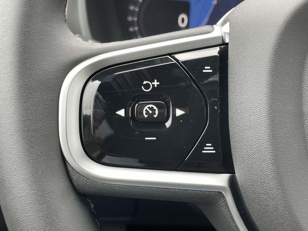 New 2026 Volvo XC90 T8 Plus image 11