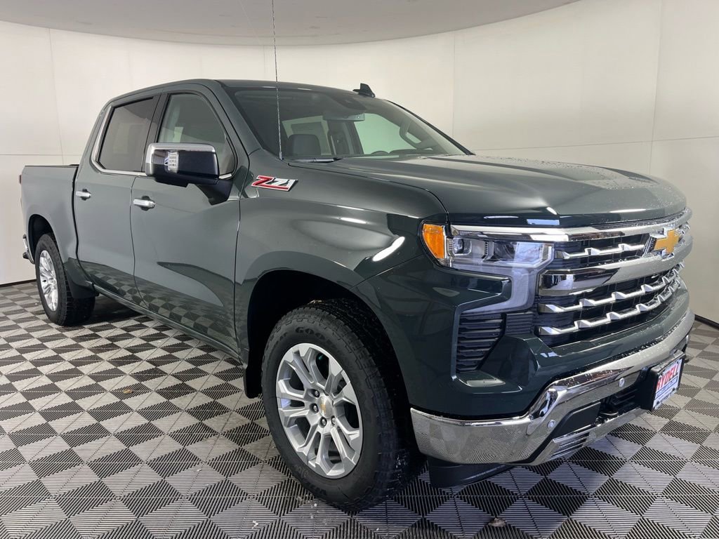 New 2026 Chevrolet Silverado 1500 LTZ w/ LTZ Premium Package