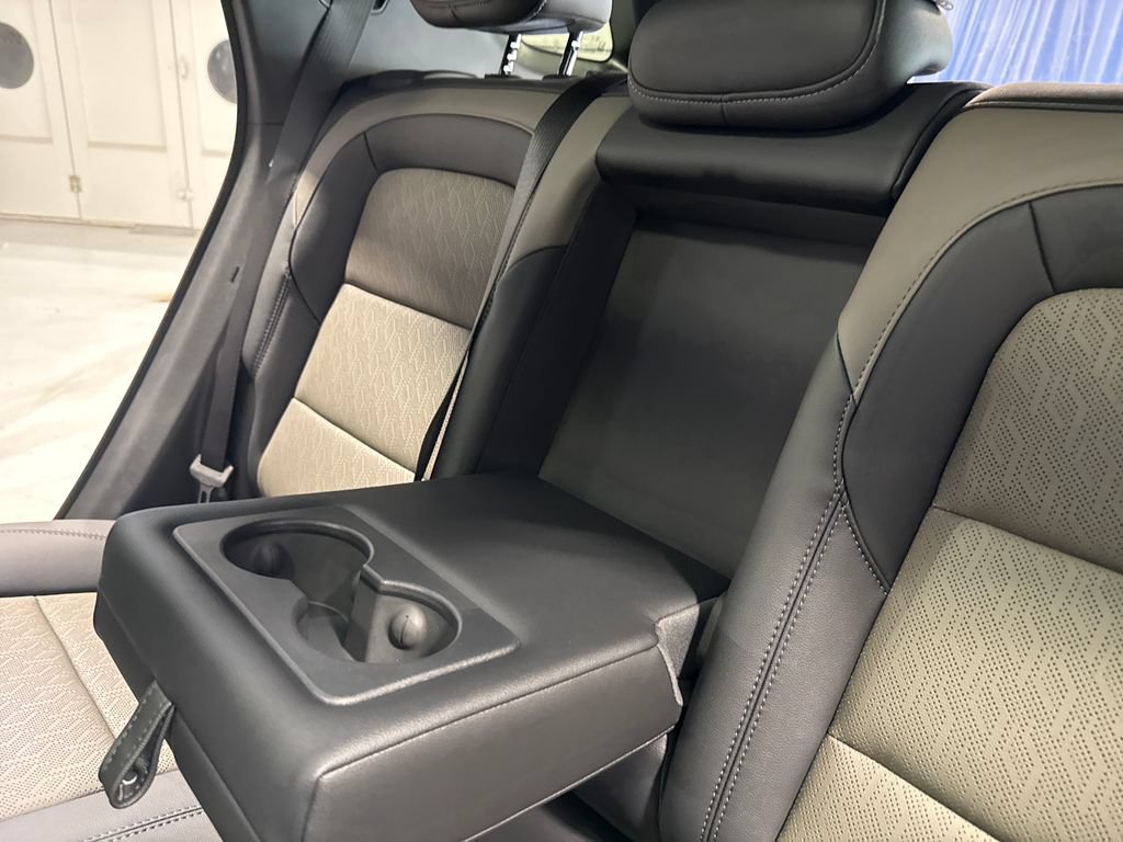 New 2027 Chevrolet Equinox LT w/ Convenience Package II AWD/4WD image 42