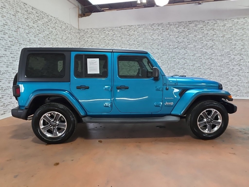 Used 2019 Jeep Wrangler Unlimited Sahara image 8