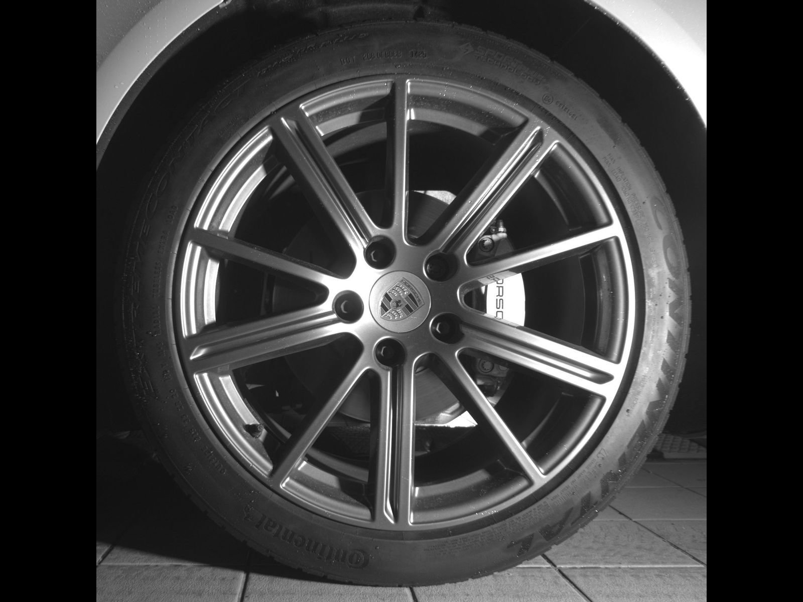 Used 2024 Porsche Panamera RWD image 12