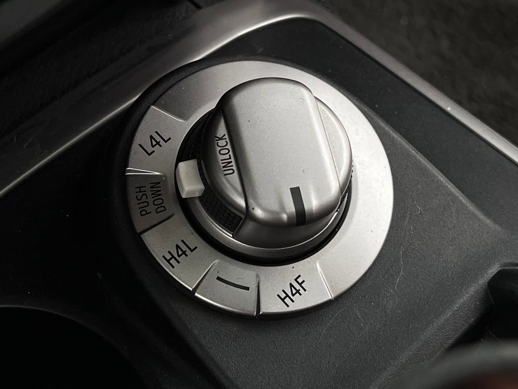 Used 2016 Toyota 4Runner Limited image 20