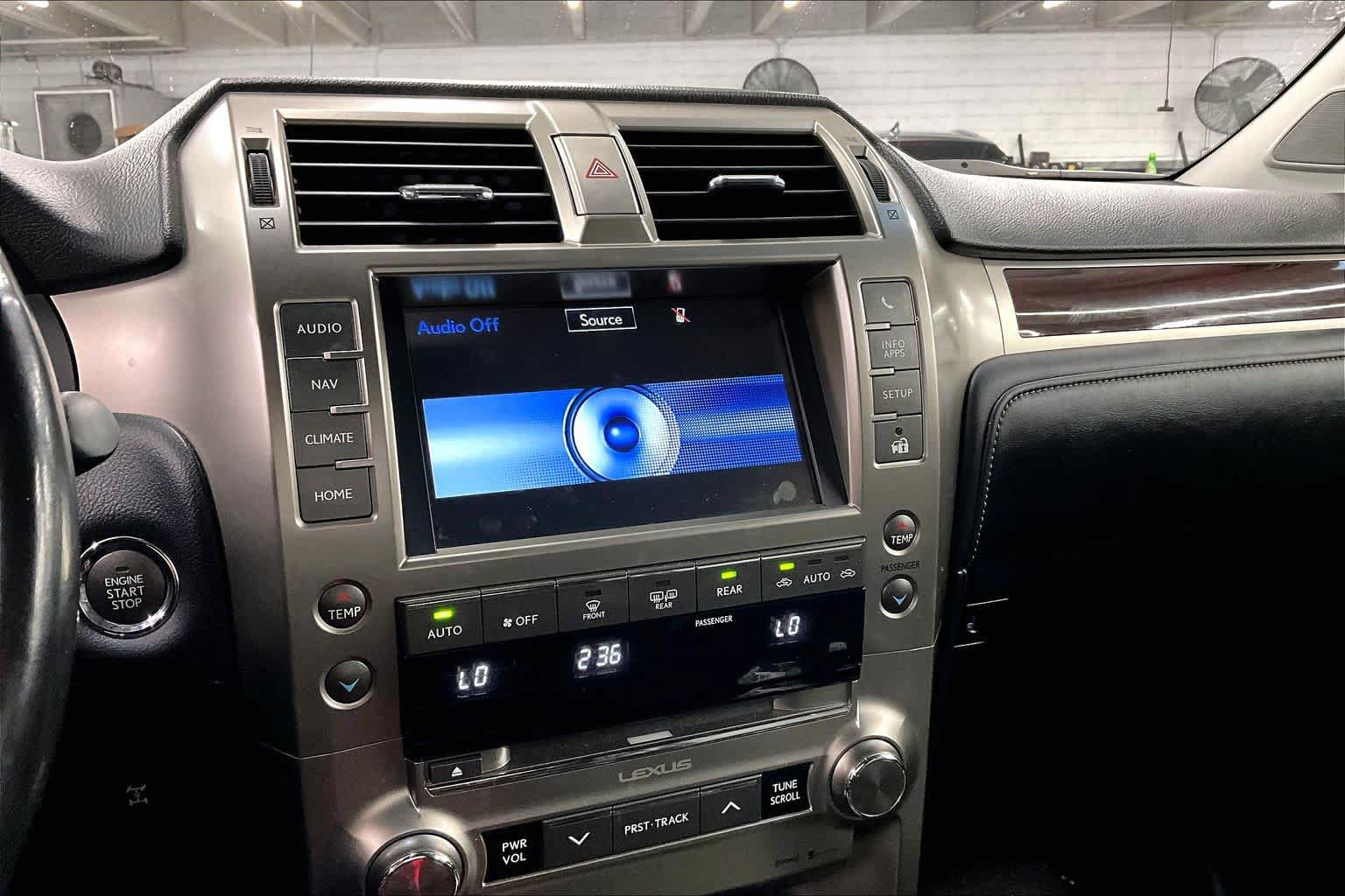 Used 2017 Lexus GX 460 Premium w/ Premium Package AWD/4WD image 35