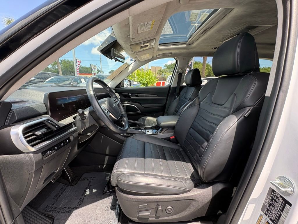 Used 2024 Kia Telluride SX Prestige AWD/4WD image 13