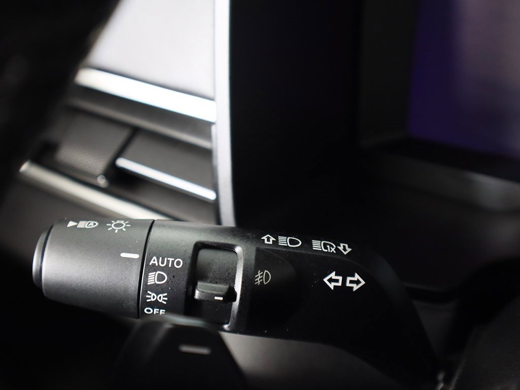 New 2025 Mitsubishi Outlander SE image 44