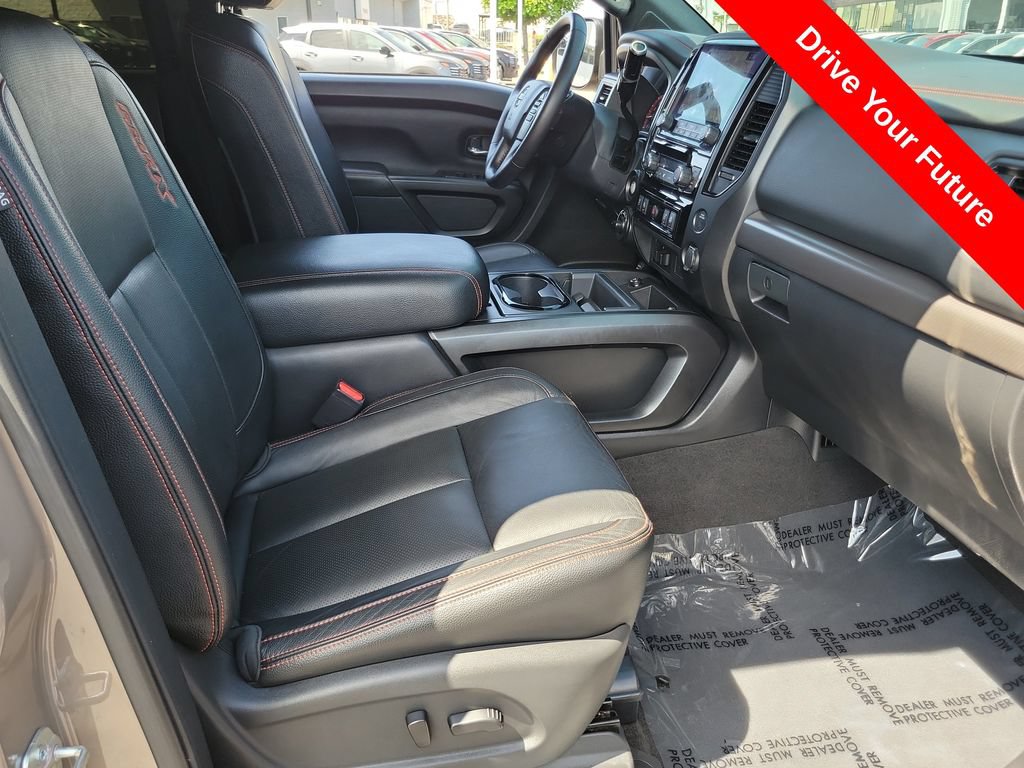 Used 2021 Nissan Titan PRO-4X w/ Pro-4x Convenience Package AWD/4WD image 20