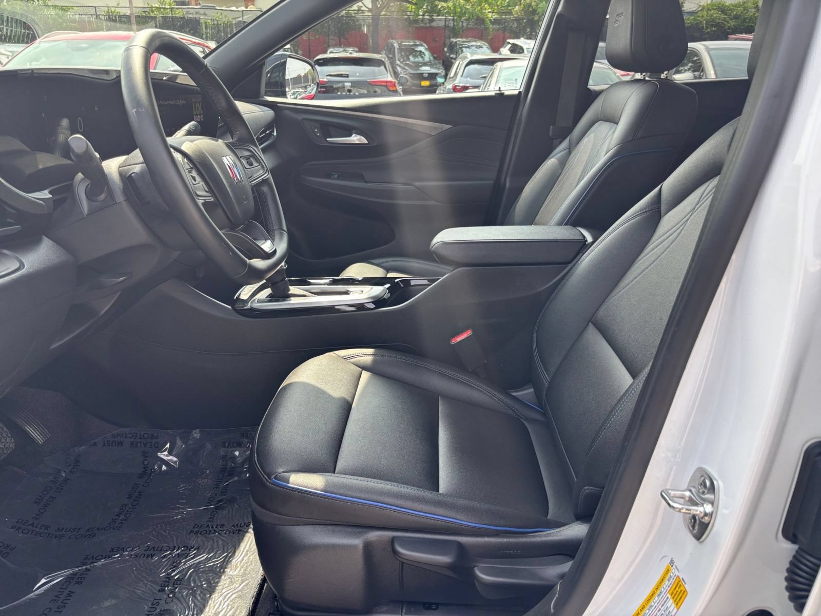 Used 2025 Buick Envista Sport Touring FWD image 22