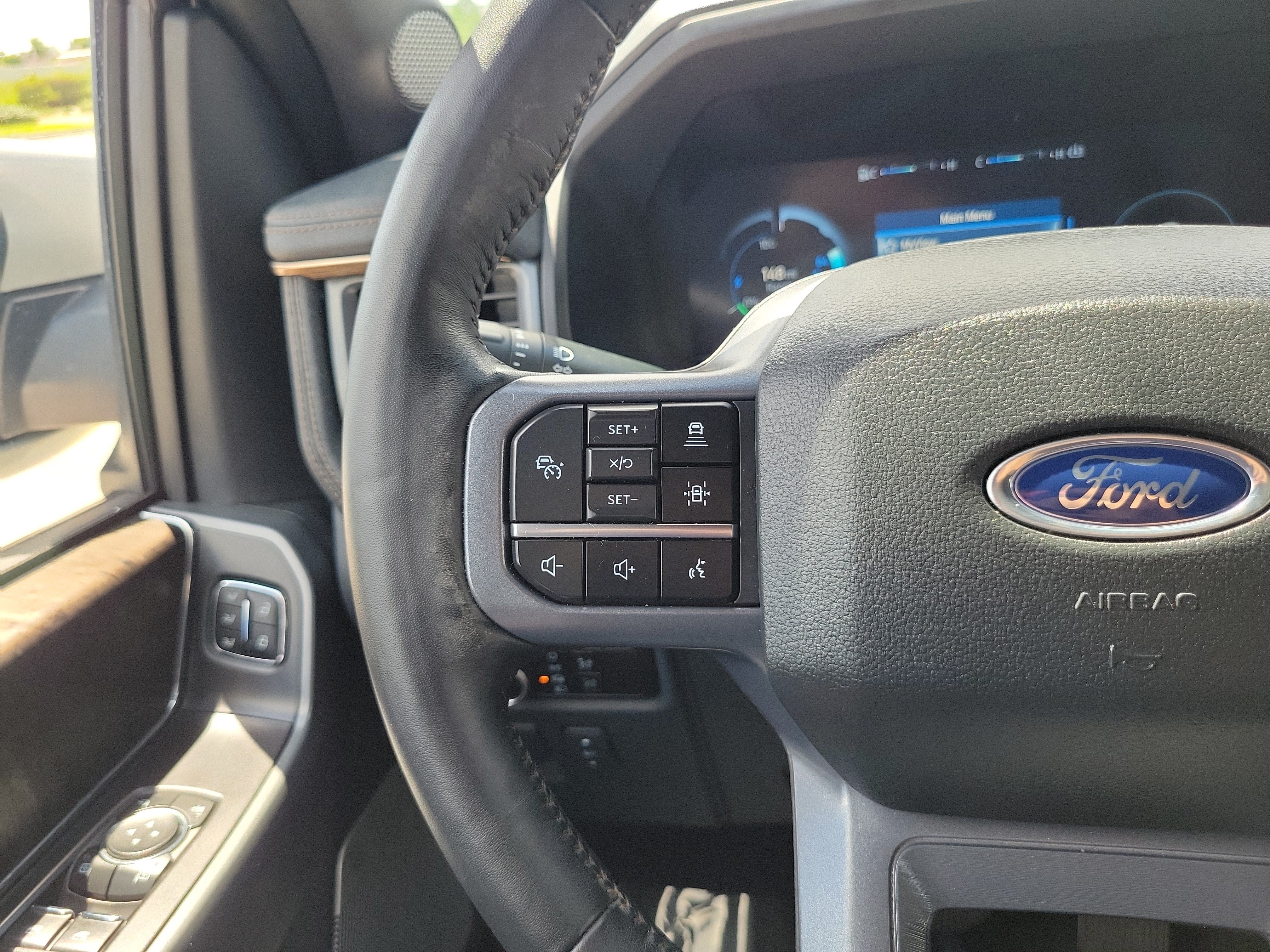 Used 2023 Ford F150 Lightning Lariat AWD/4WD image 18