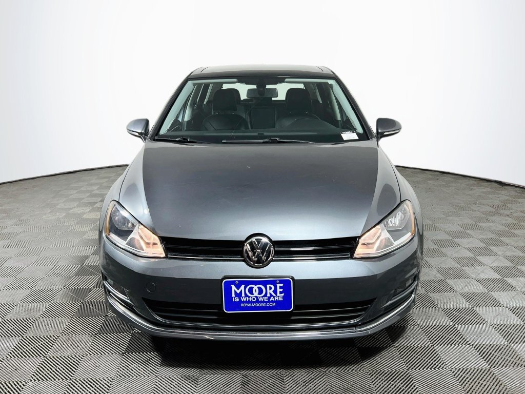 Used 2017 Volkswagen Golf SEL FWD image 2