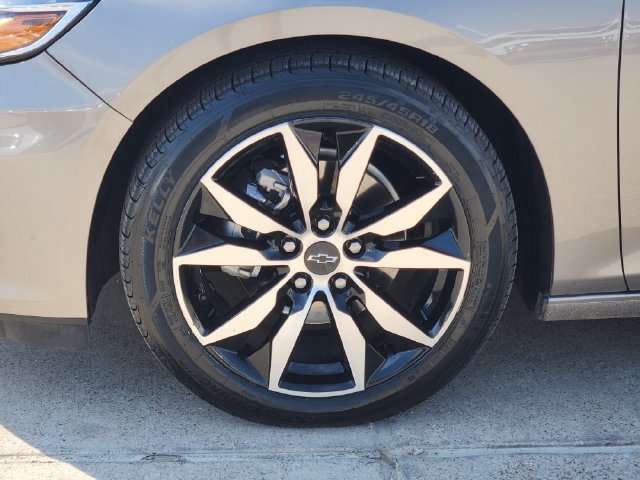 Used 2024 Chevrolet Malibu RS FWD image 17