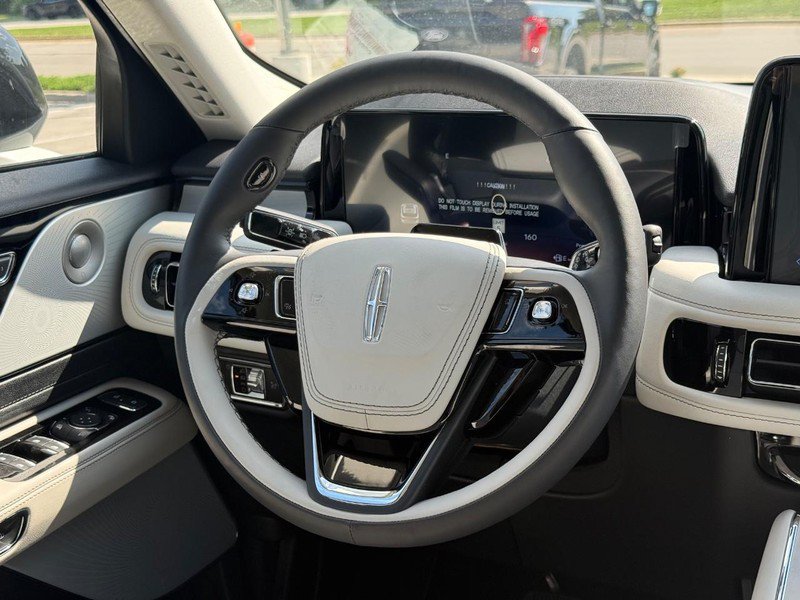 New 2027 Lincoln Aviator Reserve AWD/4WD image 9