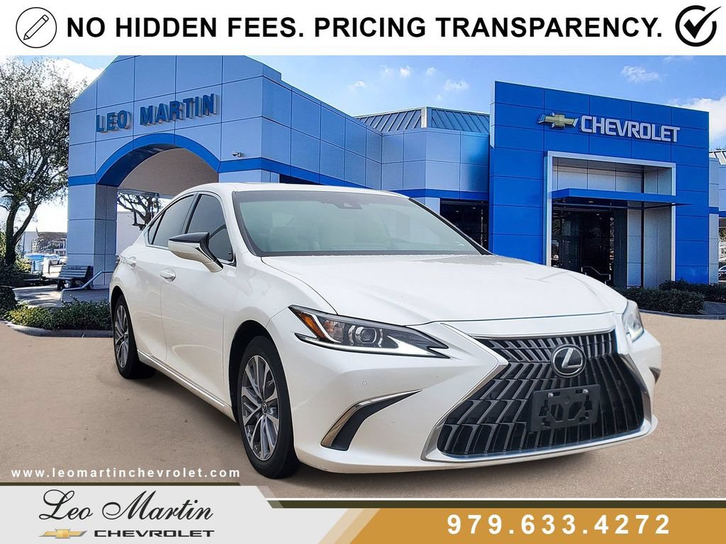 Used 2022 Lexus ES 350 w/ Premium Package FWD image 2