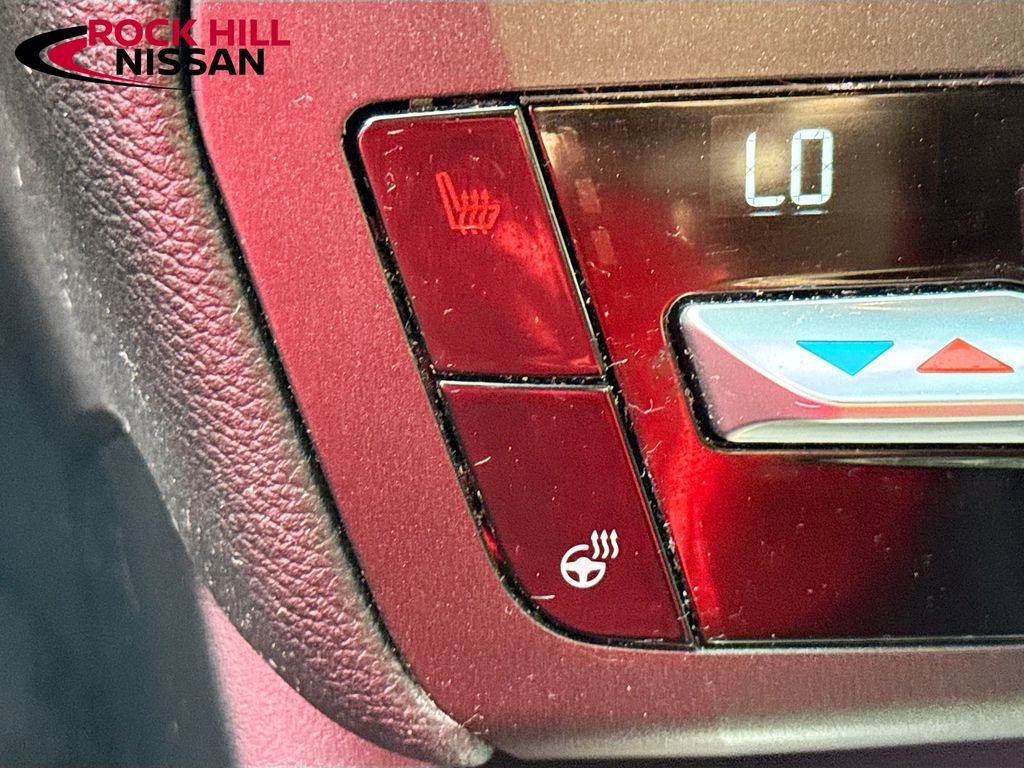 Used 2020 Ford Explorer XLT w/ Equipment Group 202A image 20