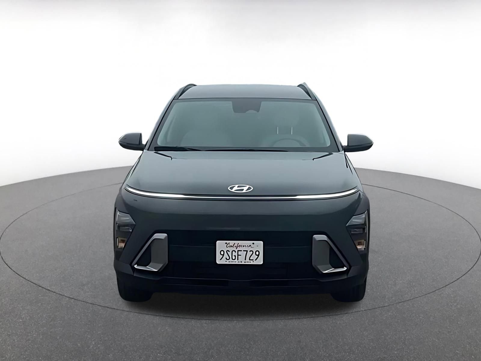 Used 2025 Hyundai Kona SEL image 4