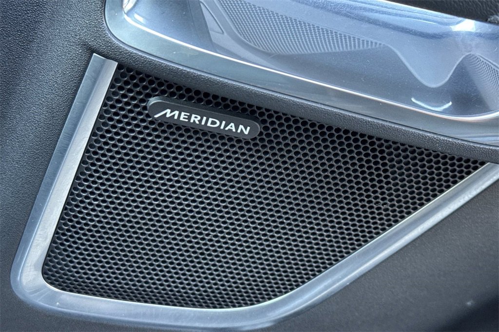 Used 2020 Jaguar E-PACE SE image 21