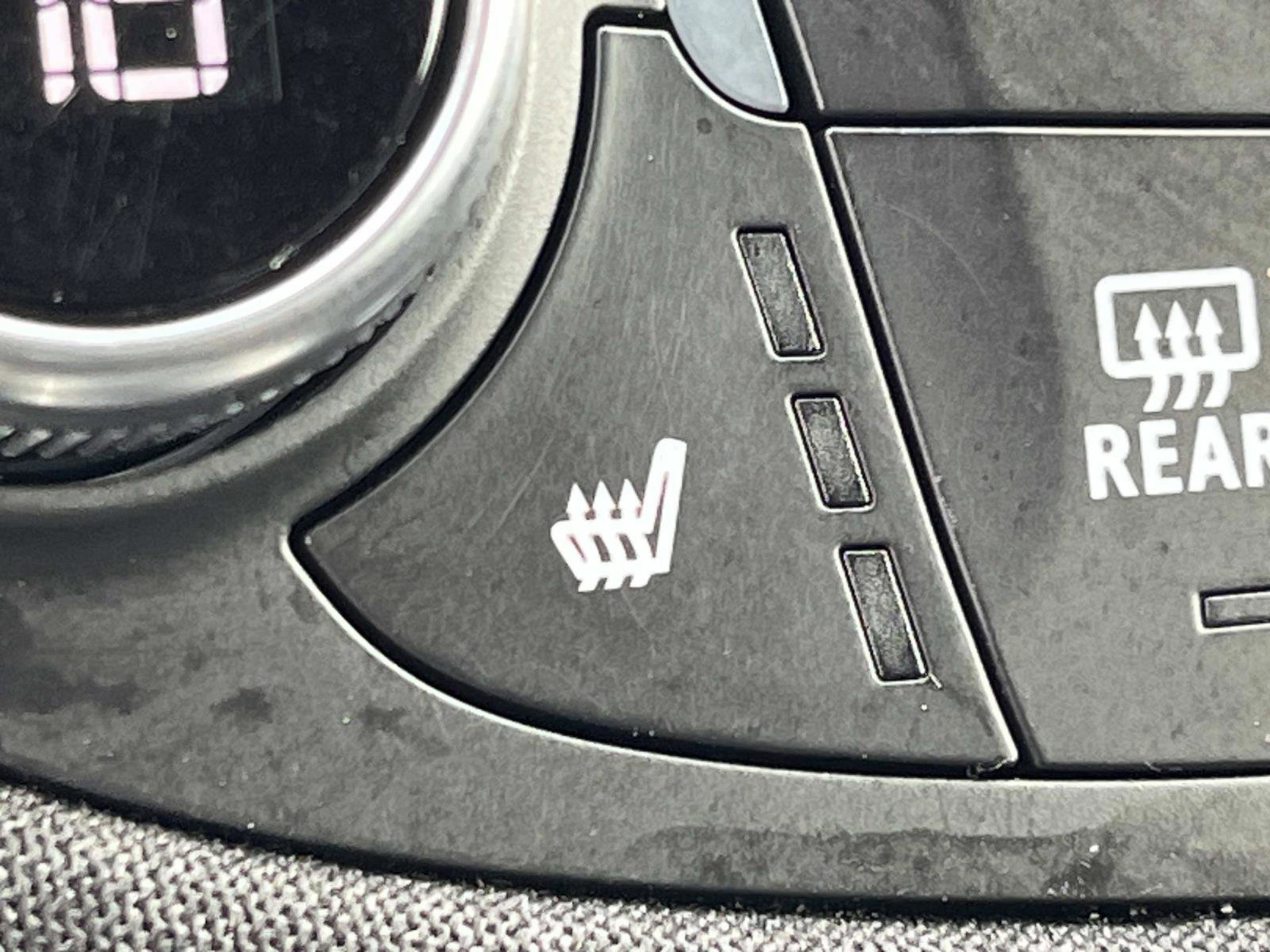 Used 2023 Chevrolet Malibu LT image 34