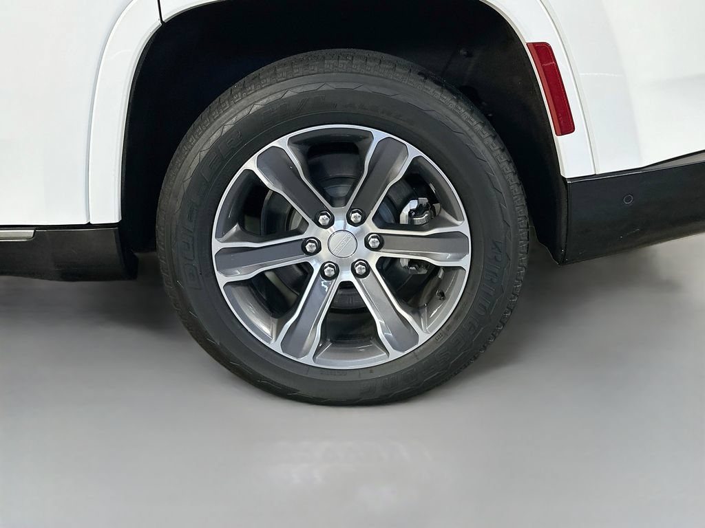 Used 2023 Jeep Grand Wagoneer 4WD image 34