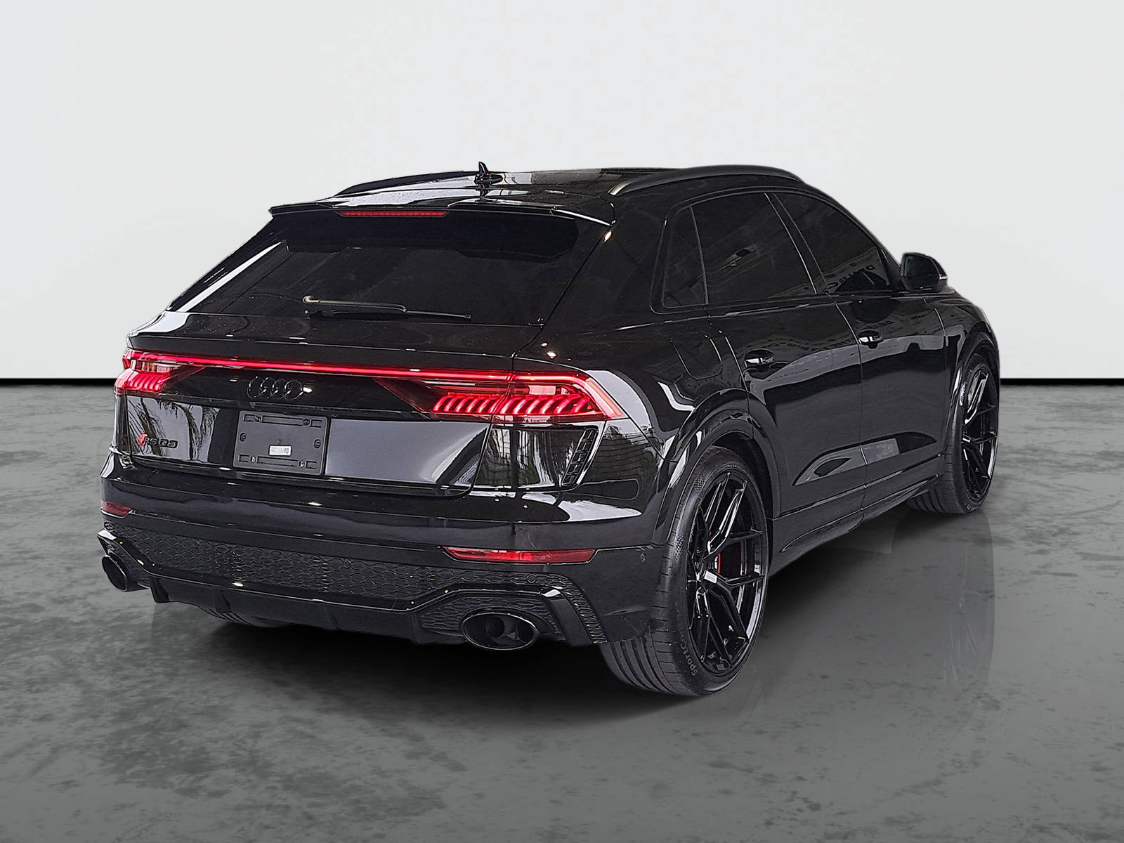 Used 2024 Audi RS Q8 AWD/4WD image 2