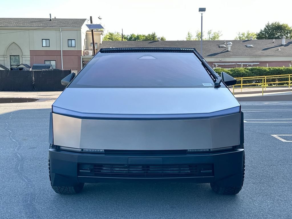Used 2024 Tesla Cybertruck Cyberbeast AWD/4WD image 8