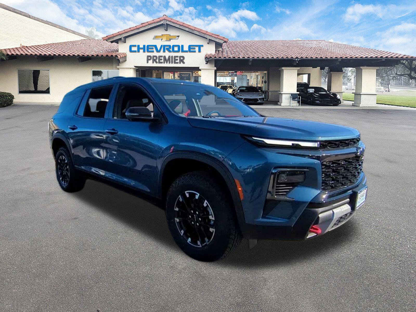 New 2026 Chevrolet Traverse Z71 w/ Enhanced Driving Package image 2