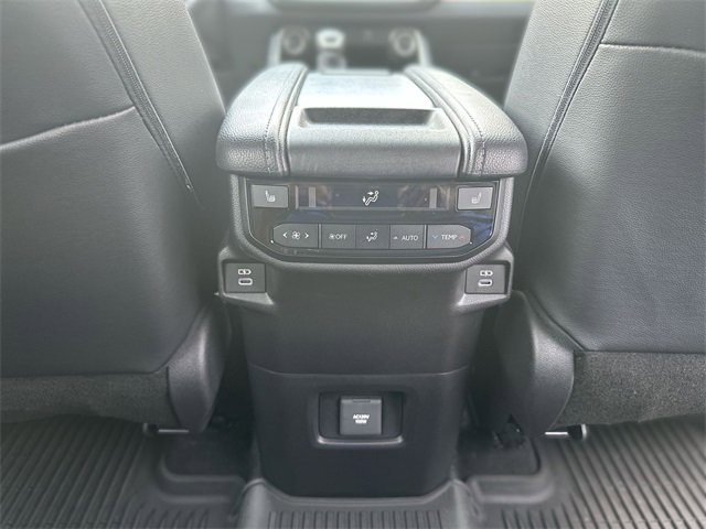 Used 2024 Toyota Grand Highlander Limited image 24