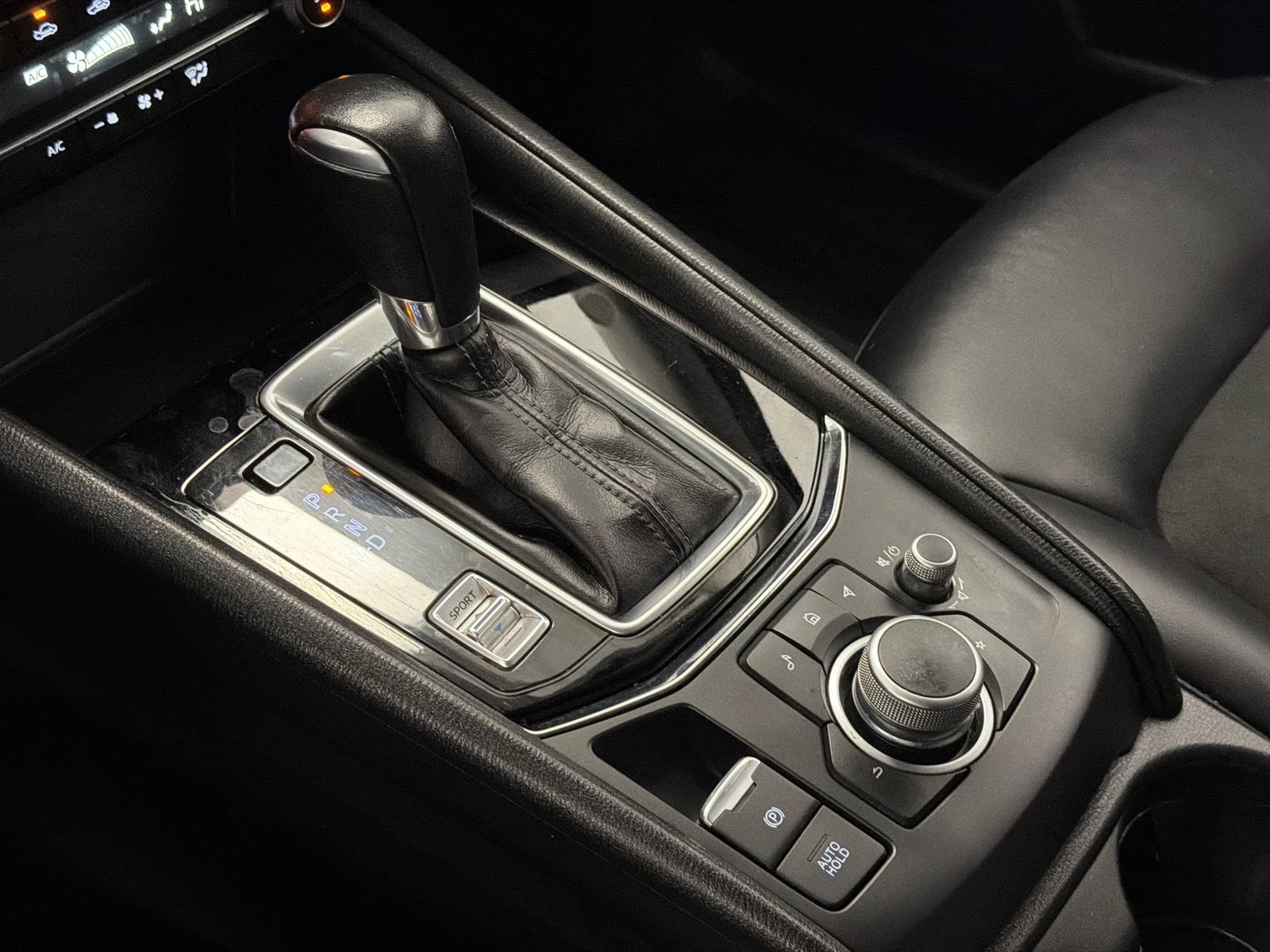 Used 2021 MAZDA CX-5 Touring image 28