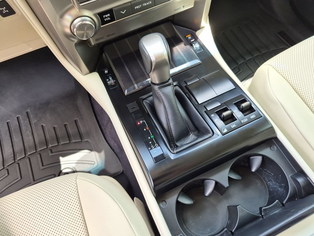 Used 2020 Lexus GX 460 Premium w/ Premium Package AWD/4WD image 31