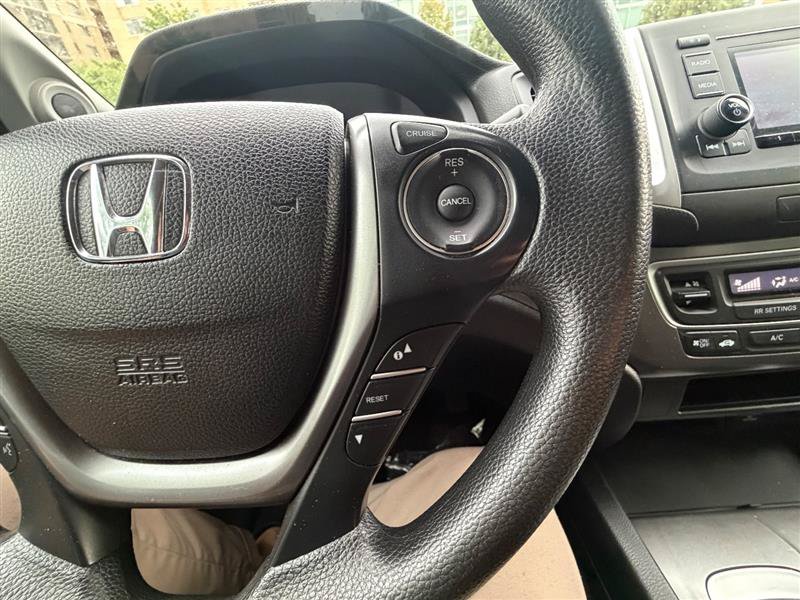 Used 2018 Honda Pilot LX image 39
