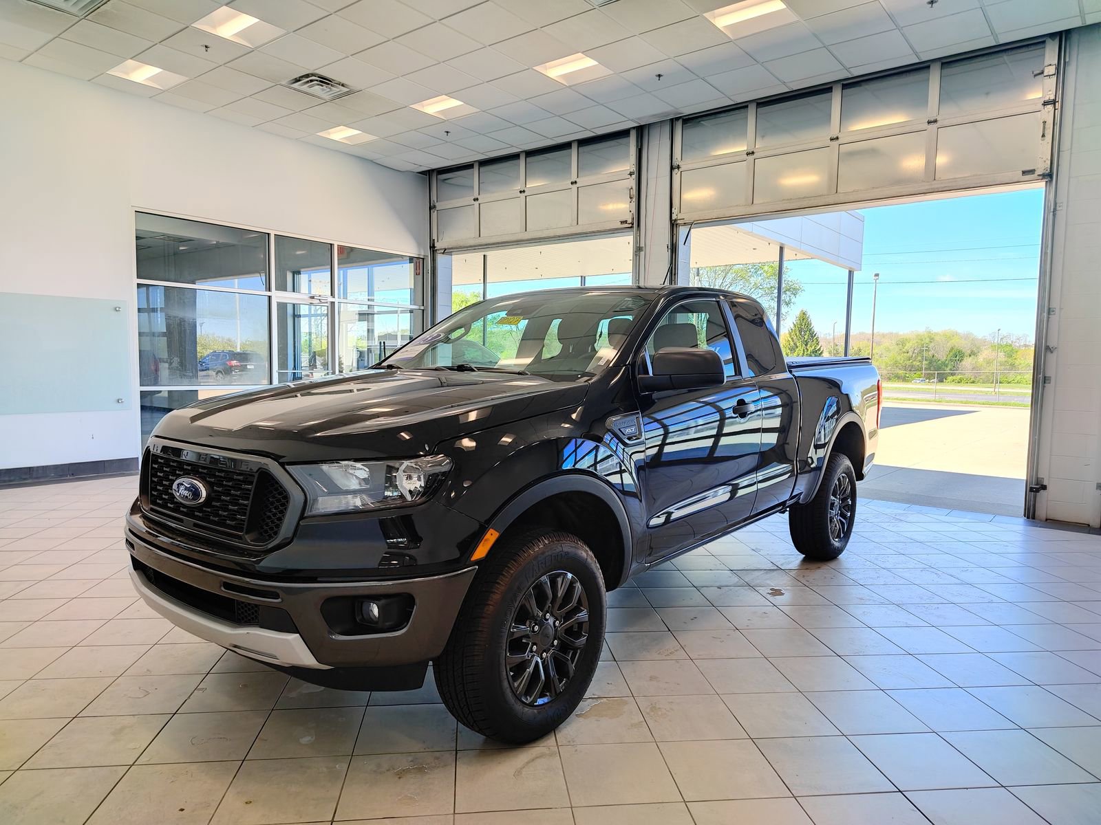 Used 2023 Ford Ranger XLT w/ Equipment Group 301A Mid image 6