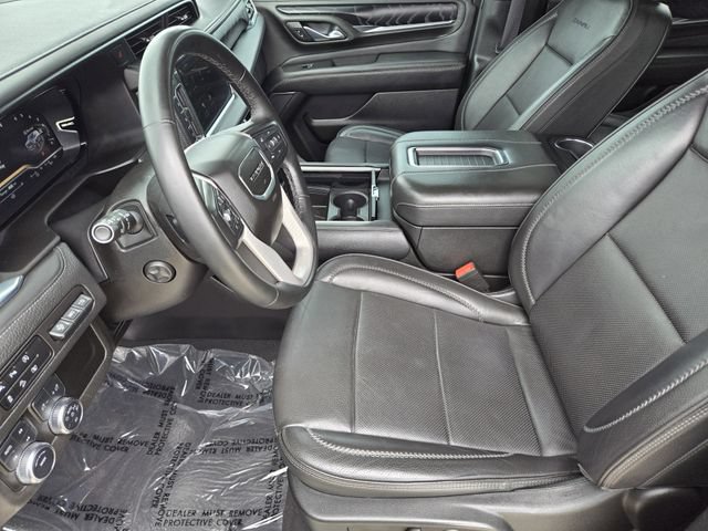 Used 2023 GMC Yukon XL Denali AWD/4WD image 13