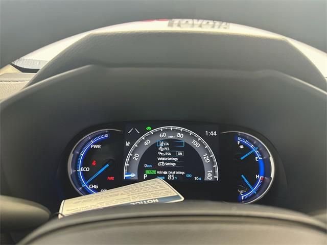 Used 2025 Toyota RAV4 LE image 16