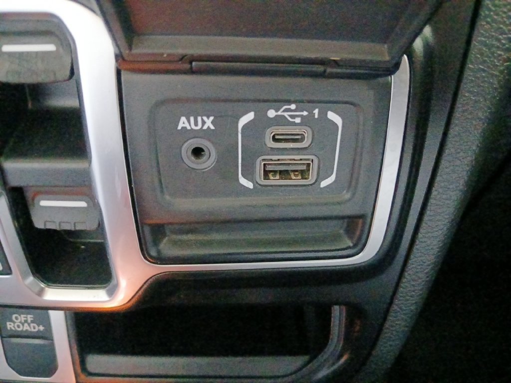 Used 2021 Jeep Gladiator Mojave AWD/4WD image 6