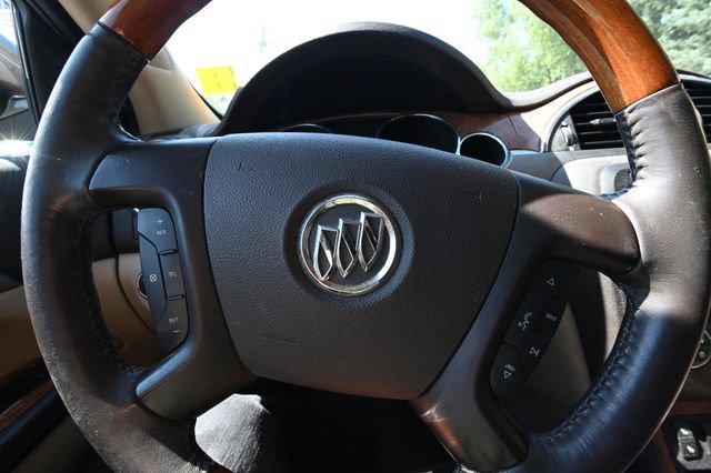 Used 2012 Buick Enclave Leather AWD/4WD image 13