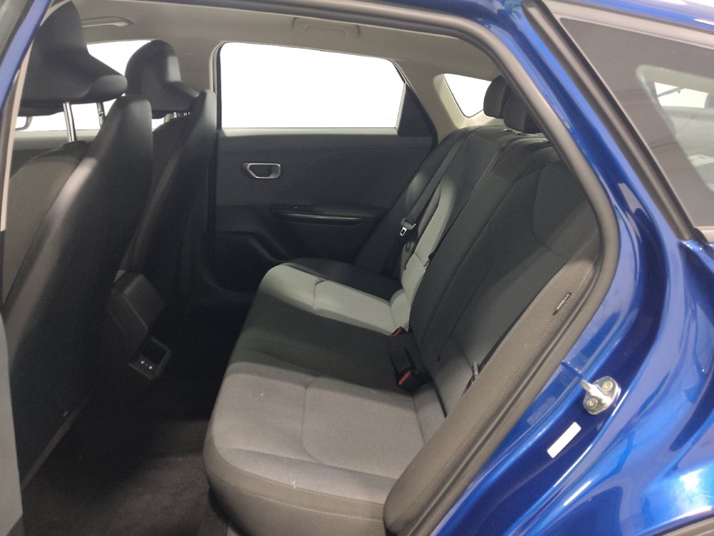Used 2025 Kia K4 FWD image 18