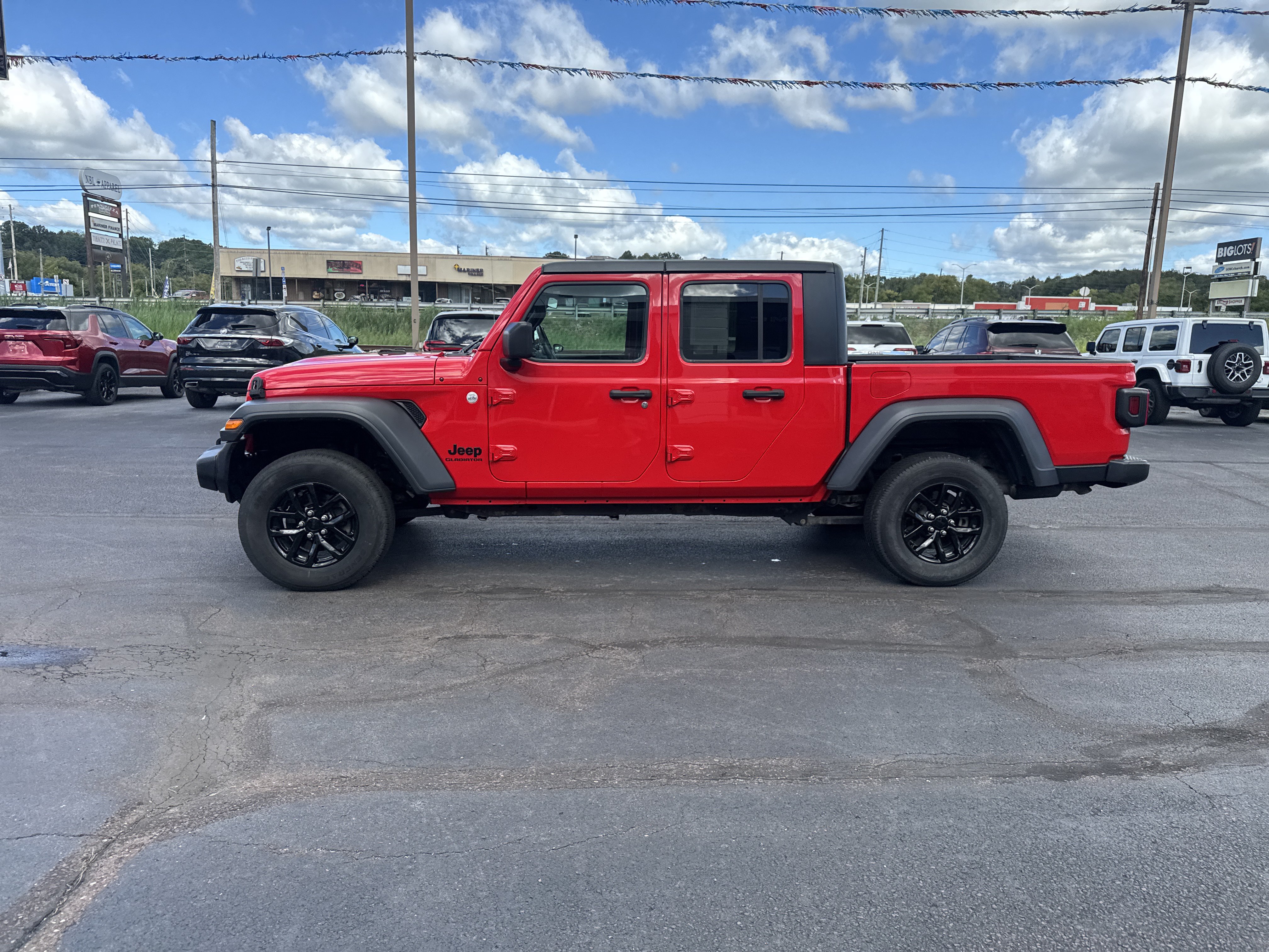 Used 2020 Jeep Gladiator Sport w/ Quick Order Package 24S AWD/4WD image 7