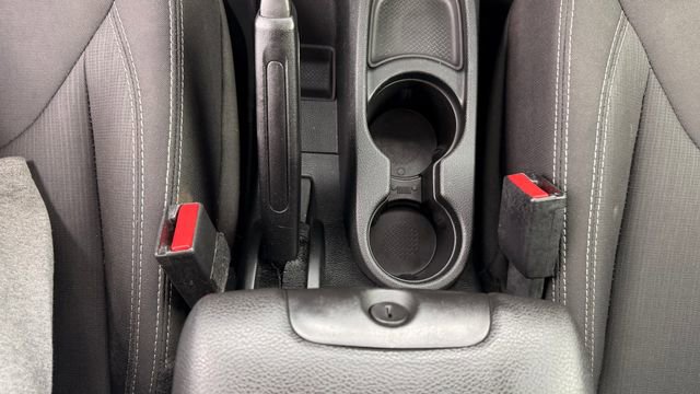 Used 2018 Jeep Wrangler Unlimited Rubicon image 31