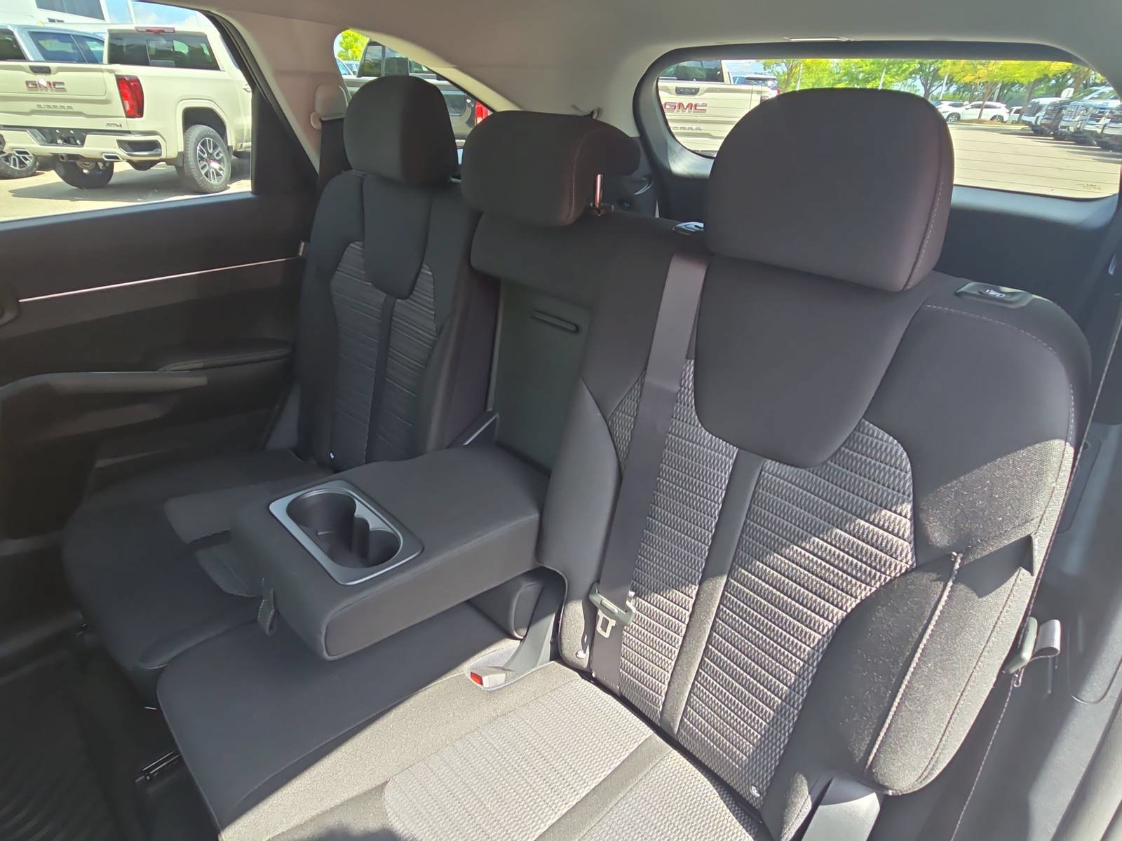 New 2026 Kia Sorento LX FWD image 13