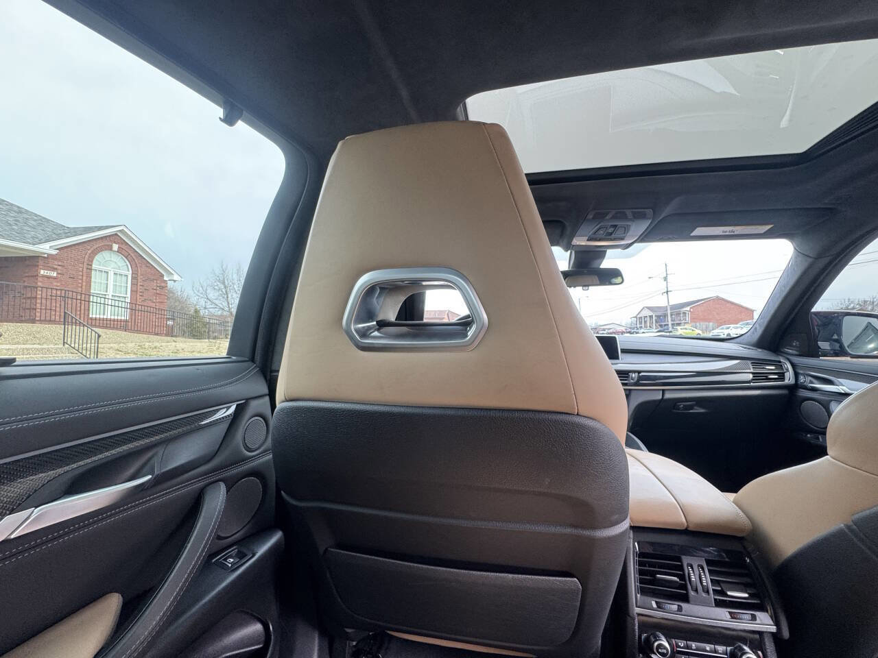 Used 2017 BMW X6 M image 32