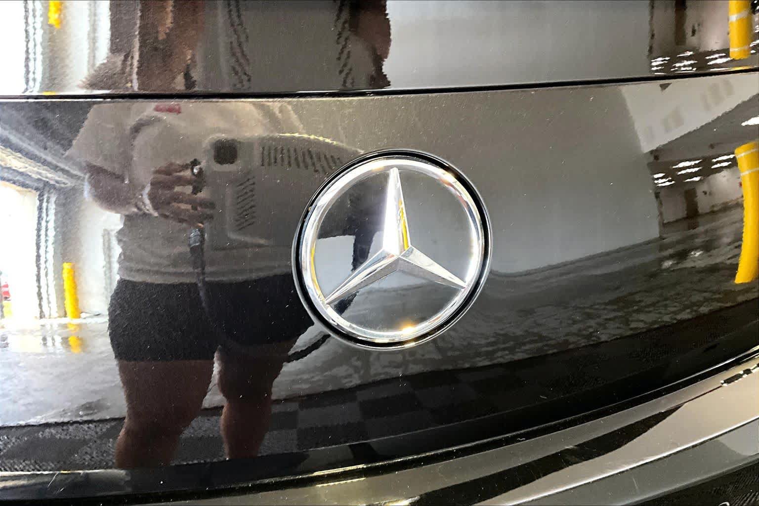 Used 2023 Mercedes-Benz E 450 4MATIC Cabriolet image 33