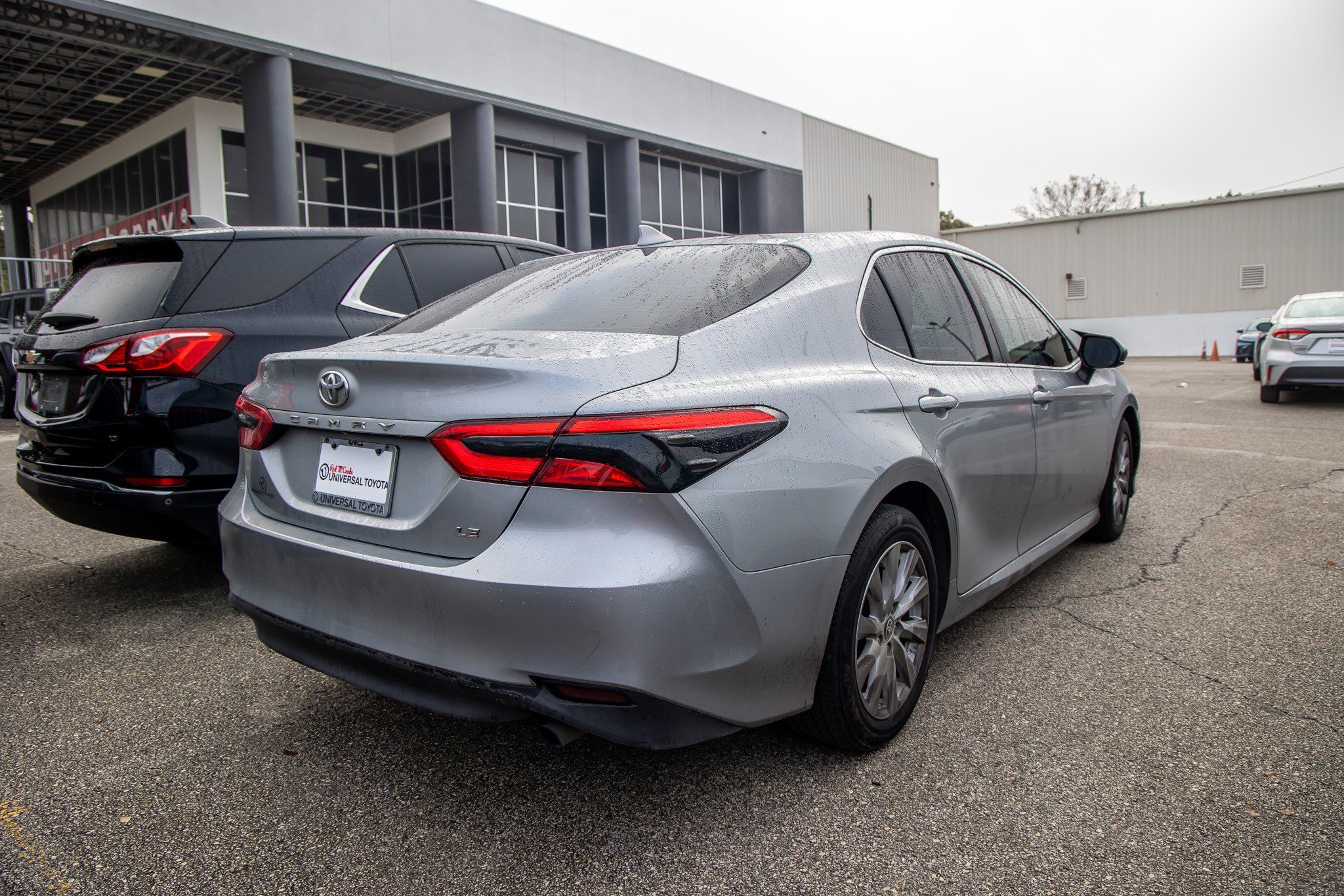 Used 2020 Toyota Camry LE image 8