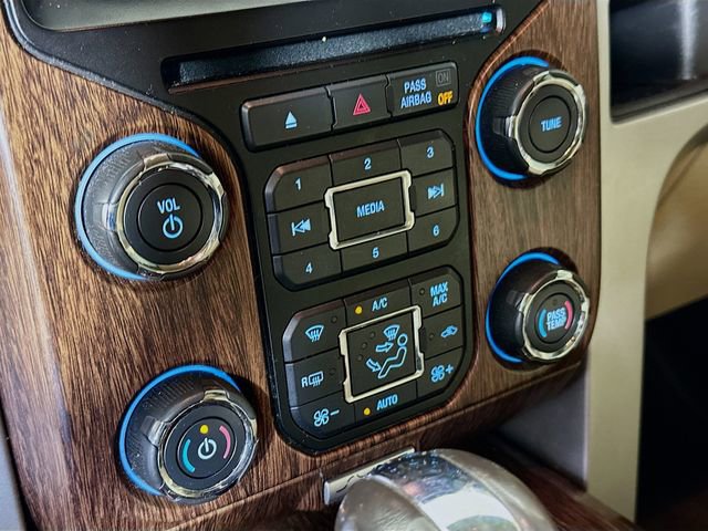 Used 2013 Ford F150 Lariat w/ Luxury Equipment Group image 18